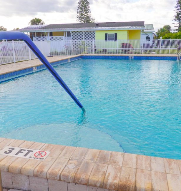 Swimming pool at Orange Acres